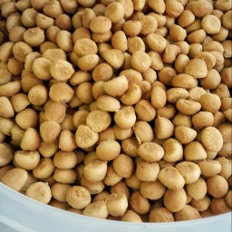 حاجی بادوم ریز  خوشطعم و محبوب کودکان (250گرمی) حاجی بادام