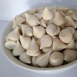 کشک سنتی مخروطی کم نمک نرم و خوشمزه(نیم کیلو)