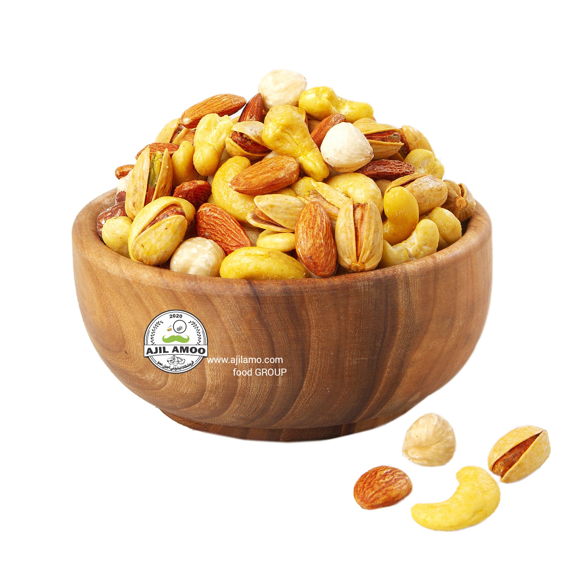 آجیل چهار مغز زعفرانی با بالاترین کیفیت و ترکیب مساوی شامل پسته اکبری دستچین شده، مغز بادام درختی، مغز فندق و بادام هندی