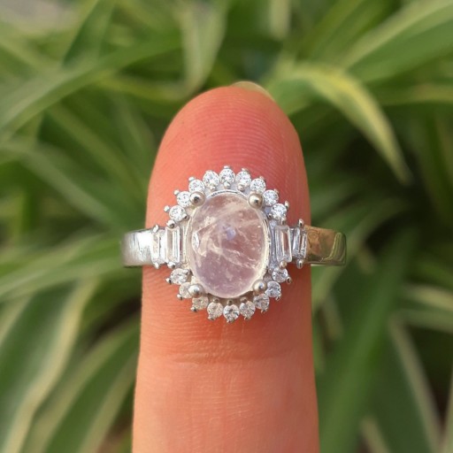 انگشتر زنانه نقره جواهری از سنگ در نجف اصل (کوارتز بی رنگ)