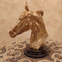 مجسمه برنزی دکوری حیوانات مدل کله اسب قلم کاری کد 2816 ( مجسمه برنجی )