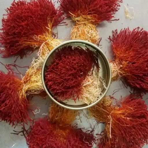 زعفران دسته یک مثقالی محصولی از شهرستان فردوس