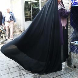 چادر ساده ایرانی جنس کرپ اسود اعلاء