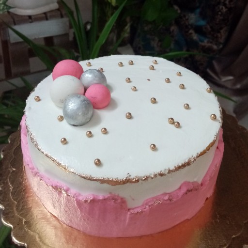 کیک خونگی مریم بانو
کیک گسل 😍😍