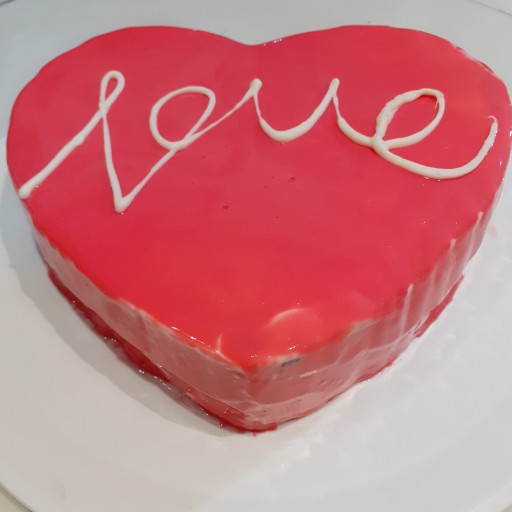 کیک قلب با سس براق یا گاناش رنگی 1 کیلویی