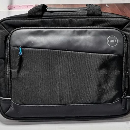 کیف لب تاب اصلی 14 اینچ دل جنس برزنتی عالی و جادار    و  دارای محافظ برای لپ تاپ 