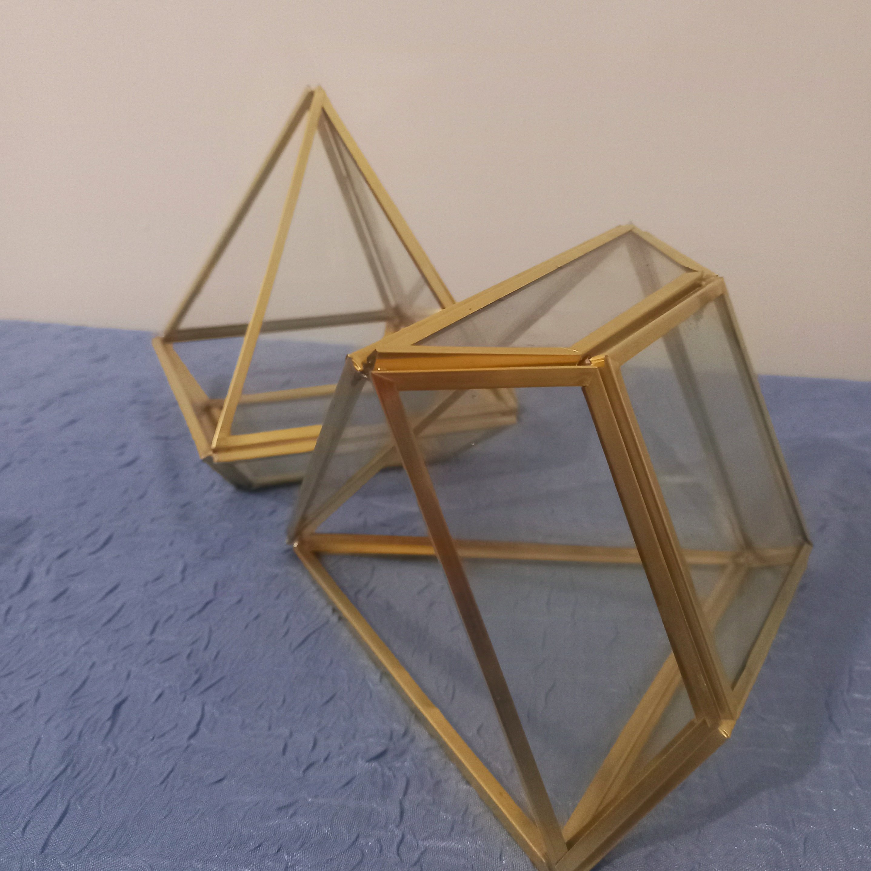 باکس شیشه ای چند وجهی طراحی در ابعاد دلخواه