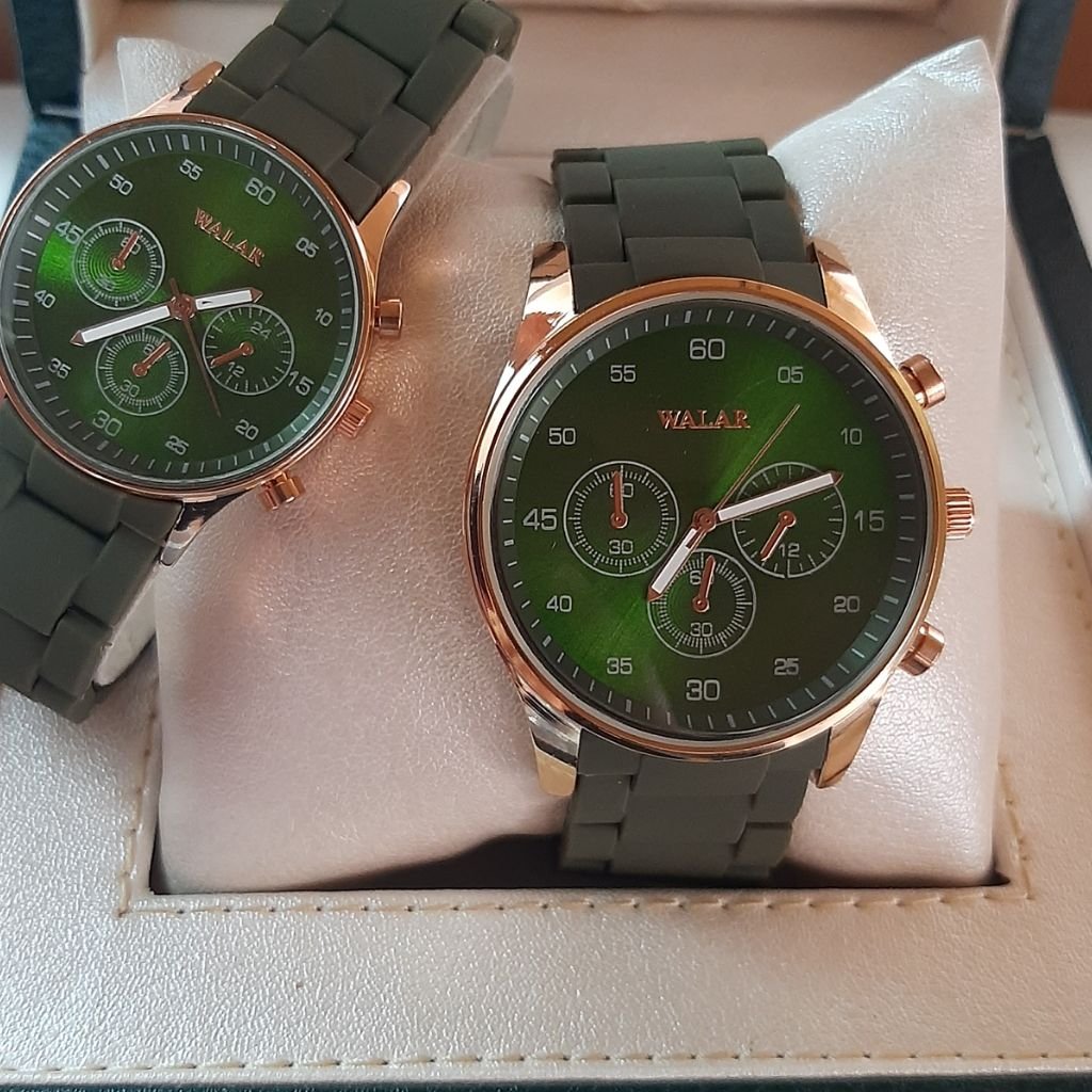 ساعت ست والار سبز  قاب طلایی