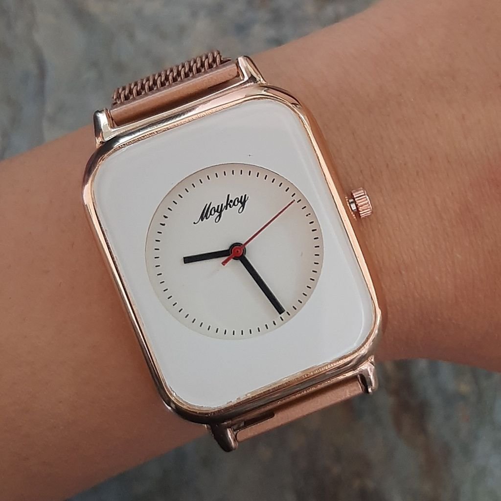 ساعت مچی طرح اپل بندمگنتی حصیری رزگلد صفحه سفید