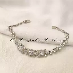 دستبند زنانه نقره ای طرح نقره بسیار شیک و زیبا 