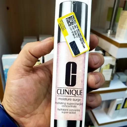 کنسانتره آبرسان 72 ساعته کلینیک مدل MOISTURE SURGE Clinique Moisture Surge Hydrating Supercharged Concentrate