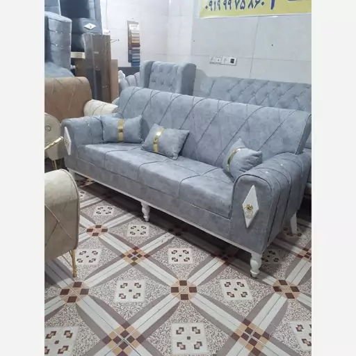 کاناپه 3 نفره نیو اسکارلت با رنگبندی کامل