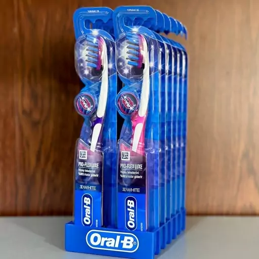 مسواک دستی اورال بی برند Oral b مدل Pro-flex 3d White Luxe Orta 