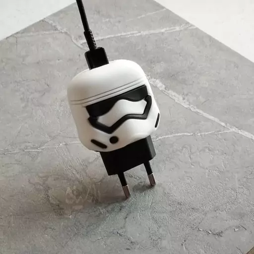 محافظ شارژر دیواری مدل جنگ ستارگان Star Wars Stormtrooper