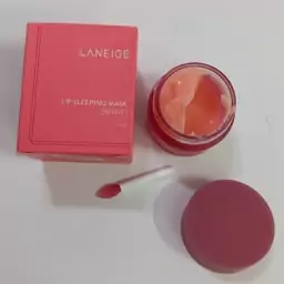 ماسک خواب مرطوب کننده لب توت فرنگی لانیژLANEIGE