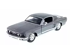 ماکت ماشین Ford Mustang GT 1967 برند Maisto