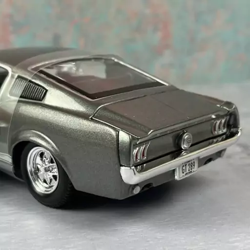 ماکت ماشین Ford Mustang GT 1967 برند Maisto