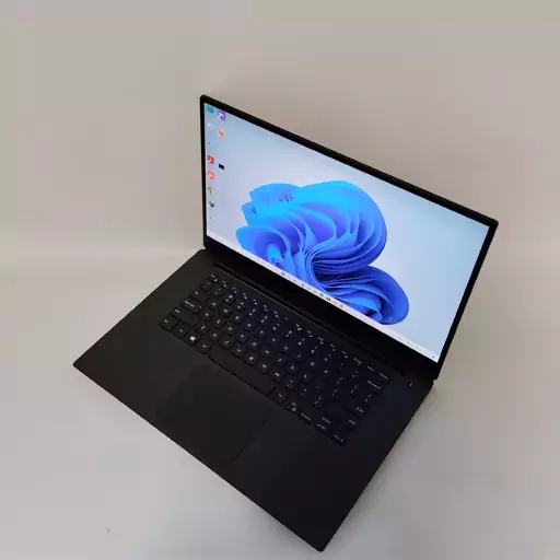 لپ تاپ corei7 لمسی با گرافیک 4G مدل Dell precision 5530