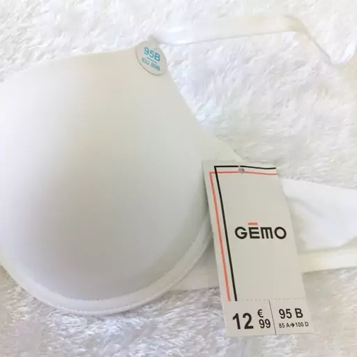 سوتین اسفنجی فنردار سفید برند GEMO