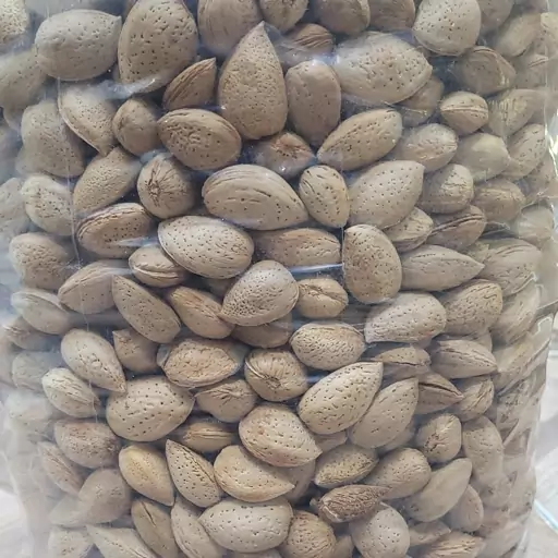 بادام درختی شیرین درجه1 (1000گرمی)