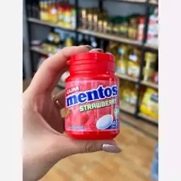 آدامس توت فرنگی بدون شکر منتوس (56 گرم) mentos