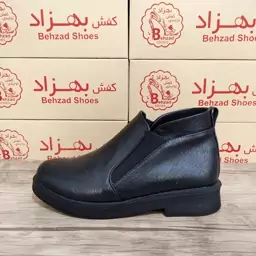 کفش زمستانی دخترانه زنانه سایز 37 تا 40 کفی طبی رنگ مشکی بغل کش زیره پیو لژ سه سانتی رویه چرم صنعتی