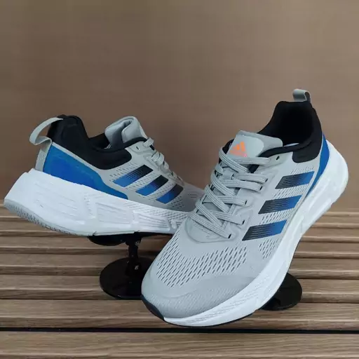 کفش پیاده روی Adidas TNT - 40