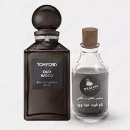 تامفورد عود - اسانس خالص عطری و ادکلنی (25گرمی)