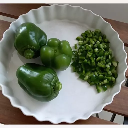 فلفل دلمه ای خورد شده