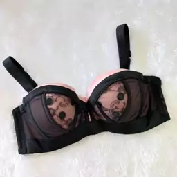 سوتین اسفنجی فنردار مشکی برند hunkemoller