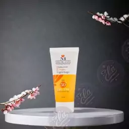 کرم ضد آفتاب رنگی(بژ روشن) مدیلن با SPF50 مناسب پوست خشک حجم 50 میلی لیتر