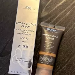 برانزر ضدآفتاب دار استیج مدل Hydra colour cream