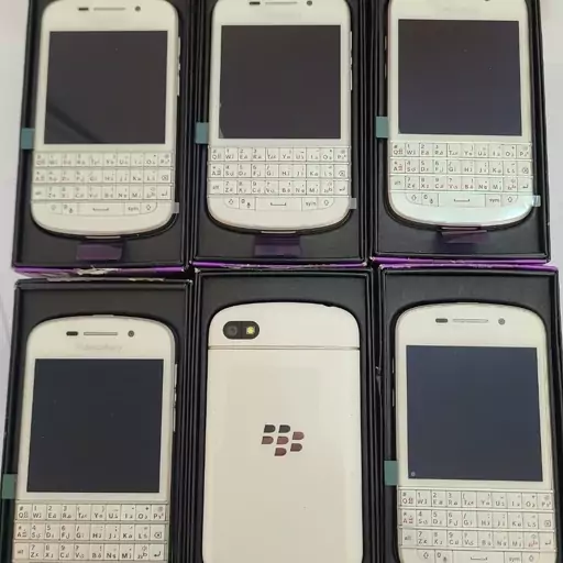 Blackberry Q10 اکبند با ریجستر رنگ سفید 