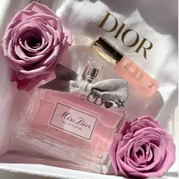 عطر میس دیور Miss Dior اسانس خالص به صورت گرمی ( حداقل خرید 50 گرم)