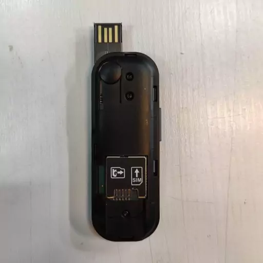 مودم 4G USB سیم کارتی قابل حمل مدل xyfi