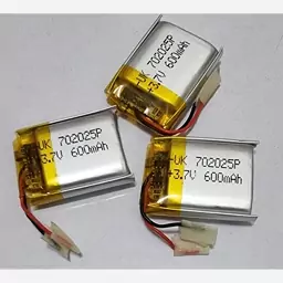 باتری لیتیوم یونی با ظرفیت 600mAh و 3.7v طول 25 و عرض 20 میلی متر دارای آی سی IC باطری