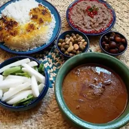 مواد آماده فسنجان ترش وملس گیلان.رشت