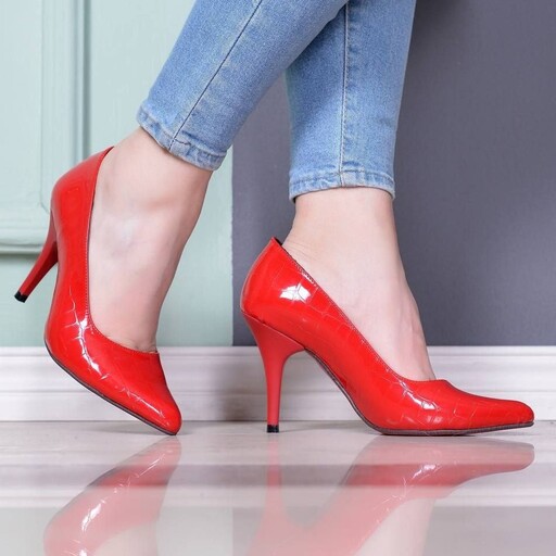 کفش زنانه مجلسی استلتو پاشنه 9 سانت با جنس سنگی ورنی در سه رنگ سفید و مشکی و قرمز
