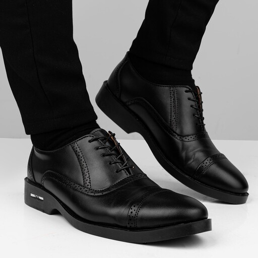 کفش اسپرت  مردانه رویه چرم تکسایز 40 با ارسال رایگان برای الباقی سایزها در گفتگو پیام بدهید محصول پام مشهد در باسلام