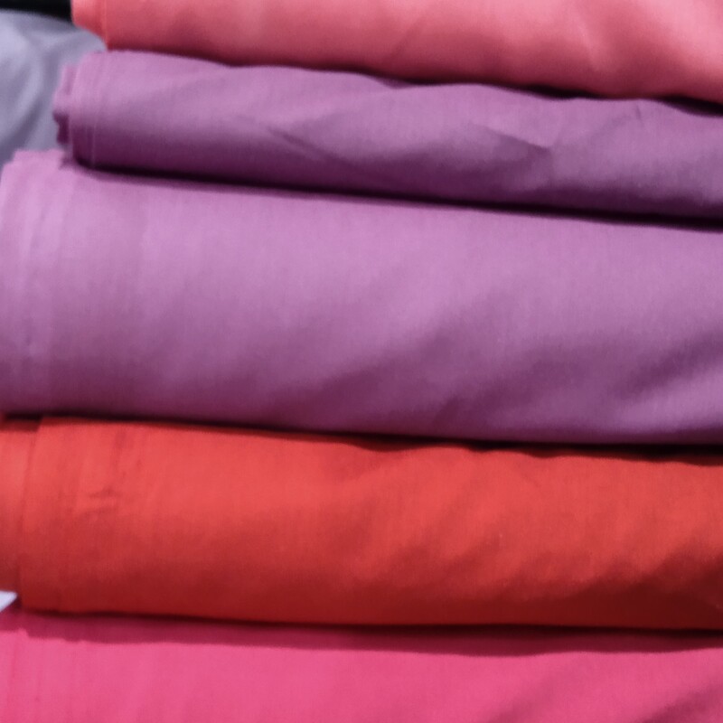 پارچه تترون با عرض  یک و نیم در رنگهای متنوع و قیمت مناسب
