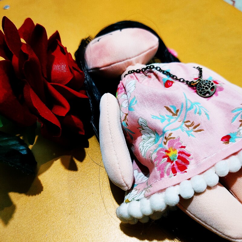 عروسک روسی ملیکا قد 20 سانت در رنگ و طرح مختلف