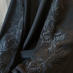 چادر گلدوزی شده طرح پروانه مدل چادر عبایی جده یا عربی اصیل در سایزبندی مختلف پارچه کرپ رویال مشکی و سبک با ایستایی عالی