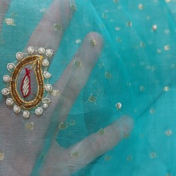 پارچه تور کار شده هندی خوشرنگ و زیبا مناسب لباس محلی .لباس مجلسی دخترونه.رومیزی و.. 4متره قیمت برای یک متر نوشته شده