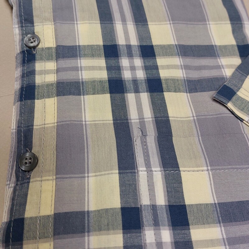 پیراهن مردانه سایز بزرگ آستین کوتاه جیب دار و چهار خانه پارچه پنبه سوپر 