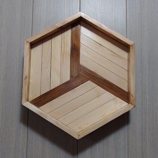سینی چوبی پذیرایی شش ضلعی بزرگ دست ساز پایه دار طرح بنز HADIWOOD 