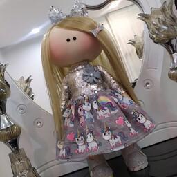 عروسک روسی دخترانه با لباس پولکی و دامن طرح یونیکورن، سایز عروسک 40 سانتی متر 