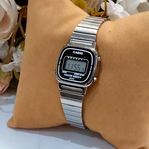 ساعت زنانه کاسیو نوستالژی CASIO LA670W نقره ای

