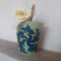 گلدان سفالی طرح  برگ زنبق و رز مدل سطلی