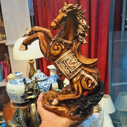 مجسمه اسب دونده تندیس اسب دوان نماد اسب دونده تابلو اسب چوبی اسب وحشی ادرس سلما گالری در باسلام استند اسب طرح چوبی