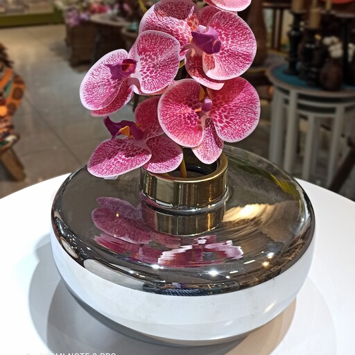 گلدان گلدان شیشه ای گلدان شیشه ای مناسب برای گل طبیعی وگل مصنوعی کد15
